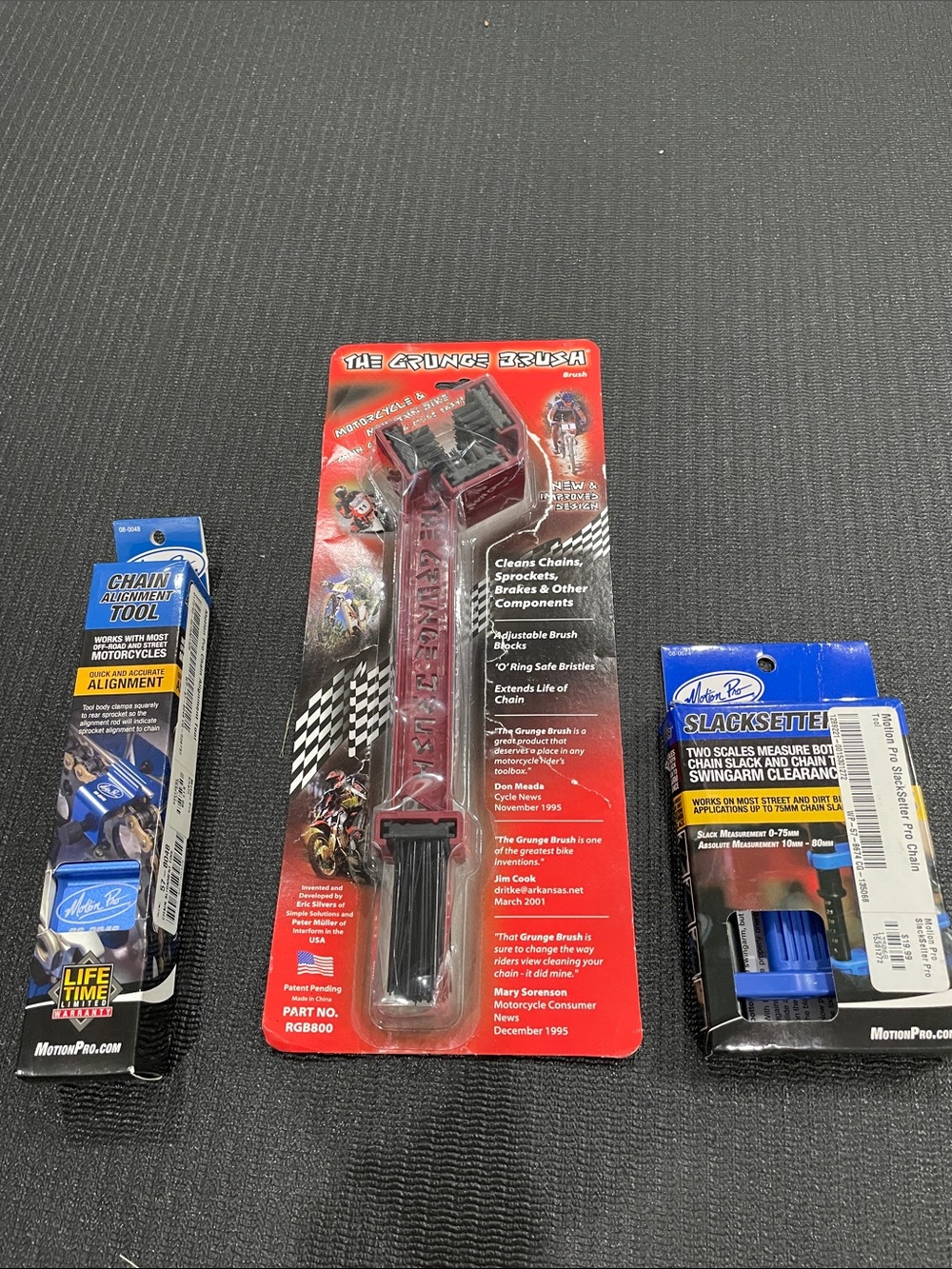 Grunge Brush Motorcycle Chain Cleaning Brush - Red